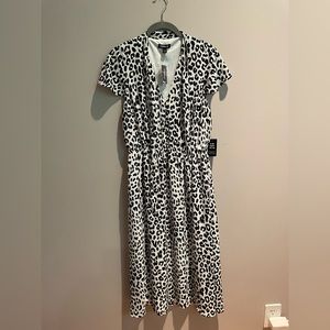 Express dress size M